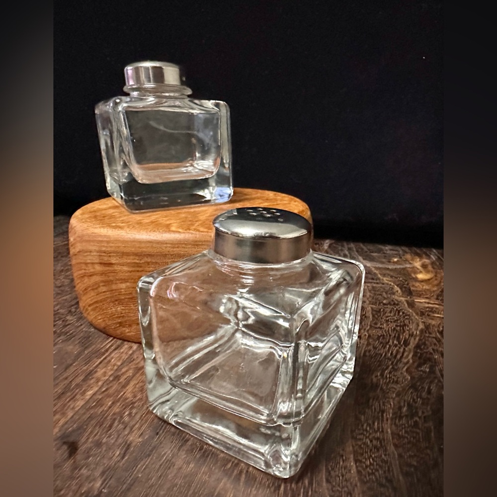 Glass Salt & Pepper Cube  Shakers